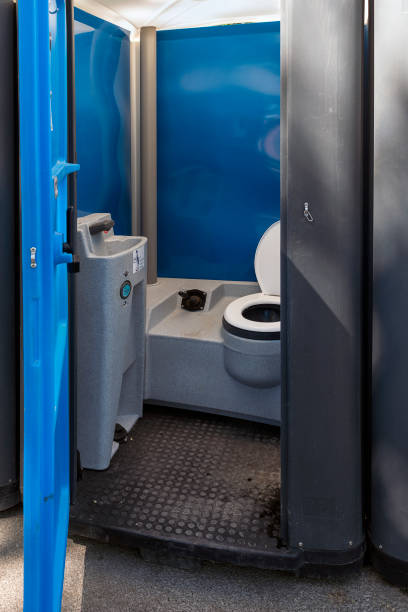 Portable Toilet Options We Offer in Sumrall, MS